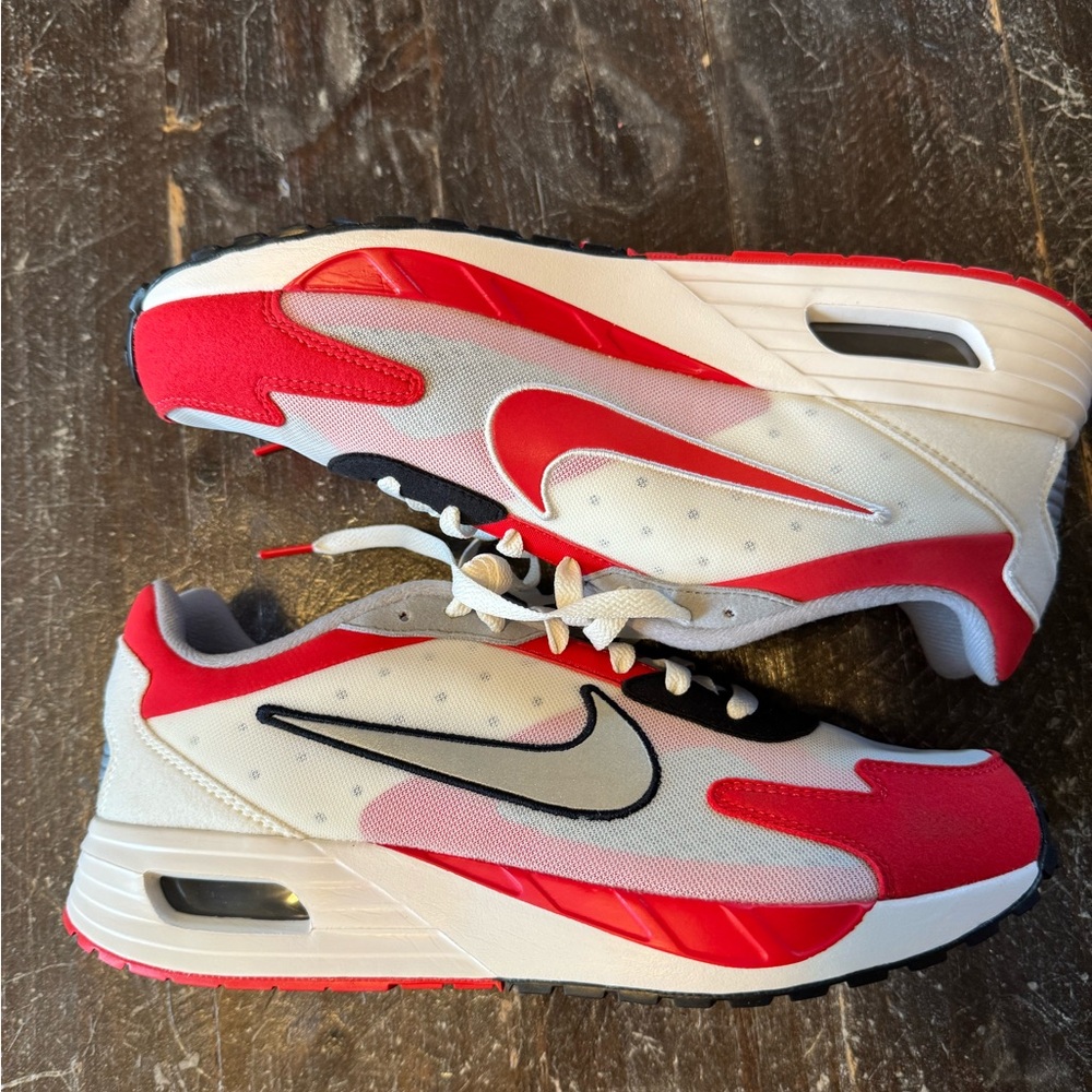 Nike Air Max Solo Ohio State Buckeyes shoes